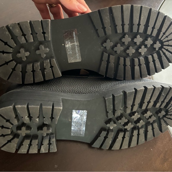 French Connection Tatiana Woman's Size 9 Vegan Leather Upper Black Chunky Soles - Picture 7 of 7